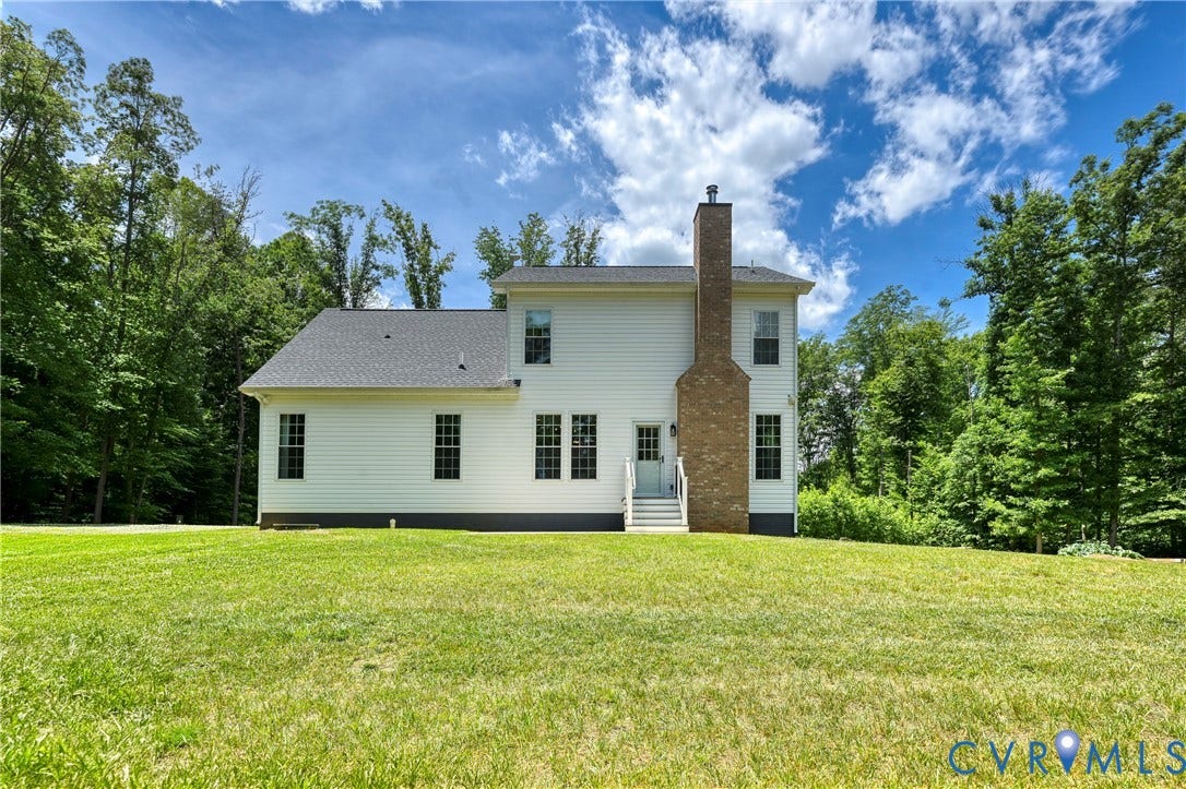 4528 E Old Mountain Road, Louisa, VA 23093