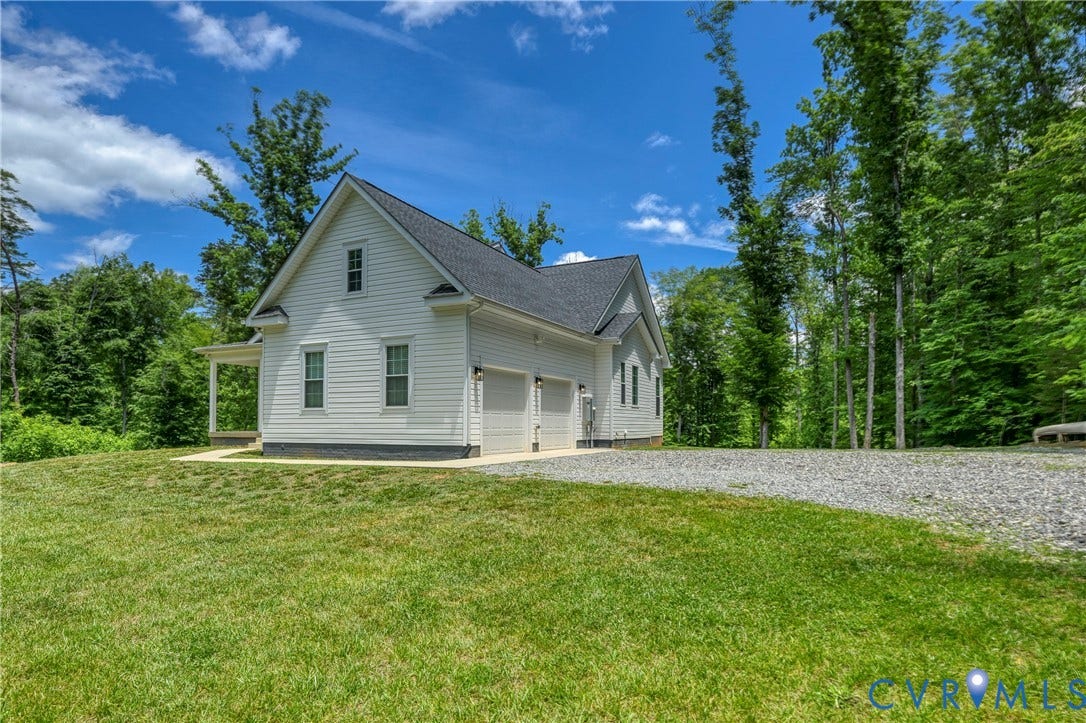 4528 E Old Mountain Road, Louisa, VA 23093