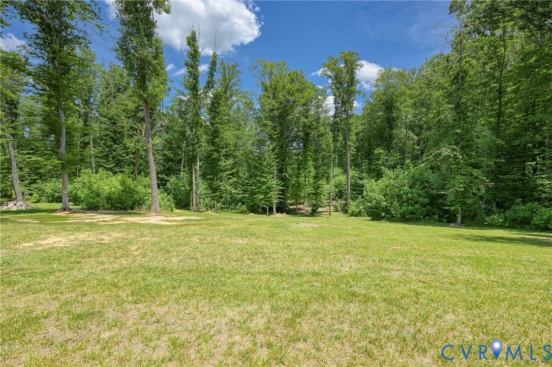 4528 E Old Mountain Road, Louisa, VA 23093