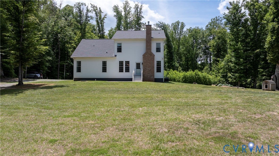 4528 E Old Mountain Road, Louisa, VA 23093