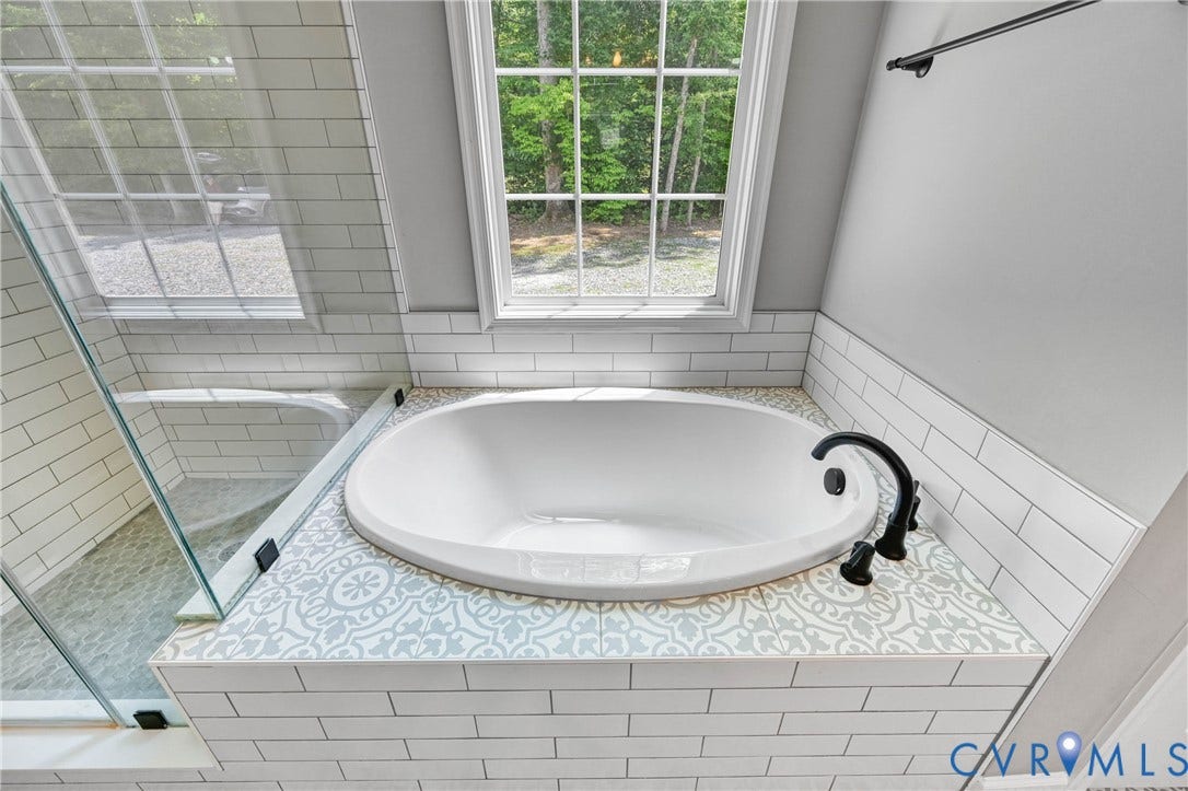 4528 E Old Mountain Road, Louisa, VA 23093