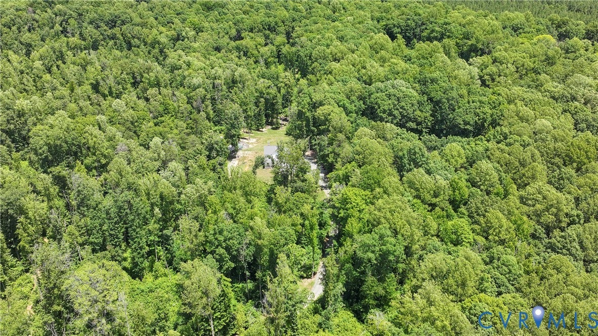 4528 E Old Mountain Road, Louisa, VA 23093