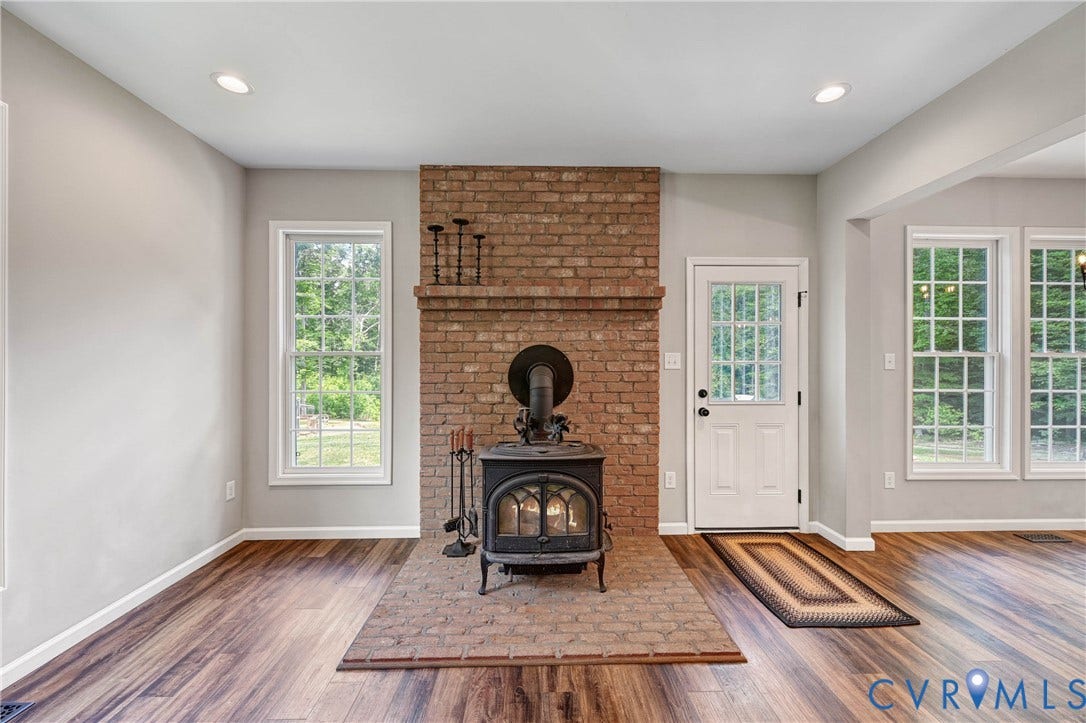 4528 E Old Mountain Road, Louisa, VA 23093