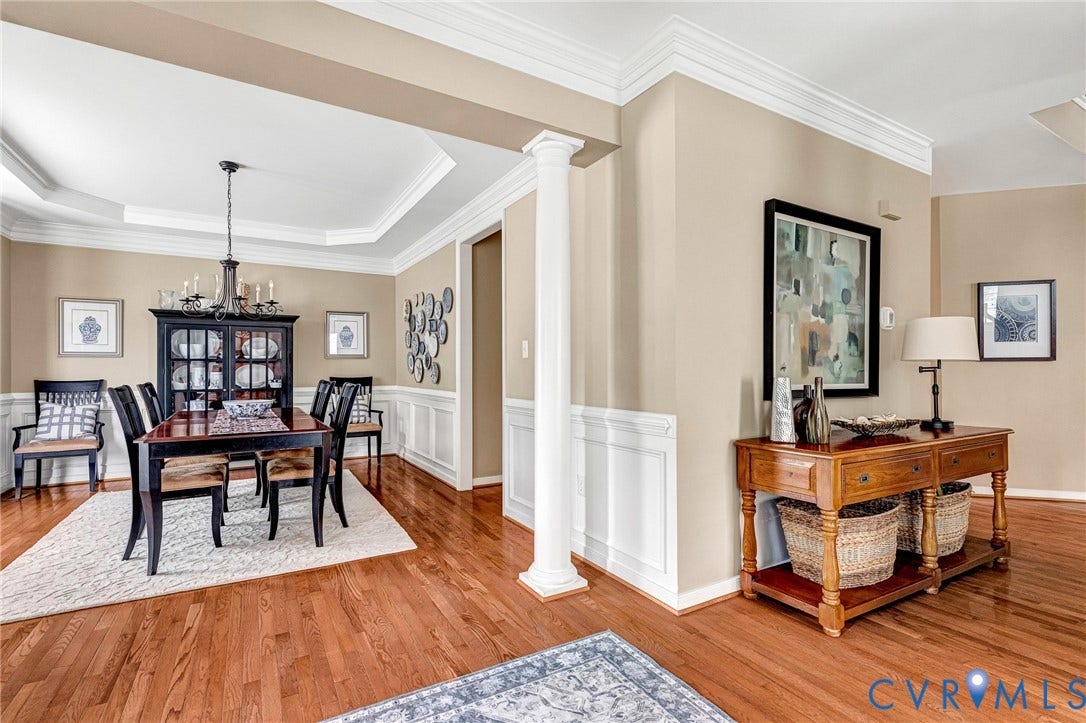 110 Manakin Parke Drive, The Parke At Manakin Woods, Manakin Sabot, VA 23103 There are hardwood floors and decorative columns in the entry into the home.