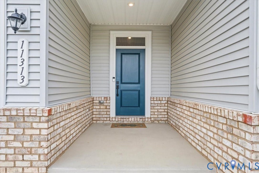 11313 Vulcan Lane, Chester, VA 23831