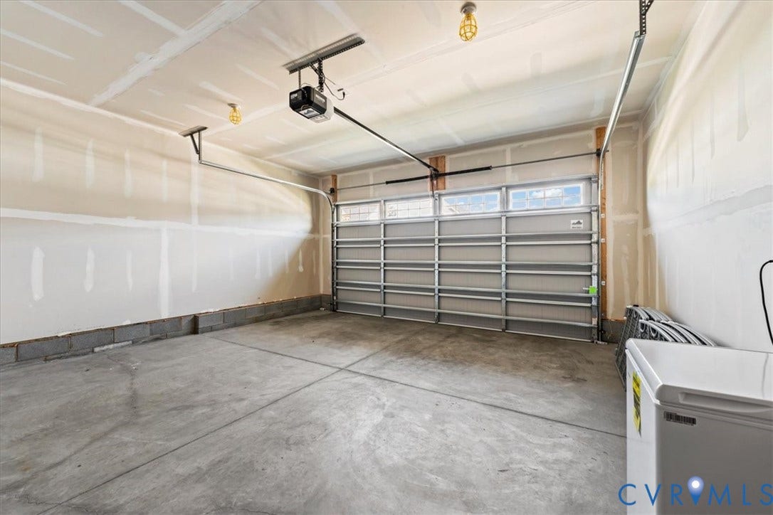 11313 Vulcan Lane, Chester, VA 23831
