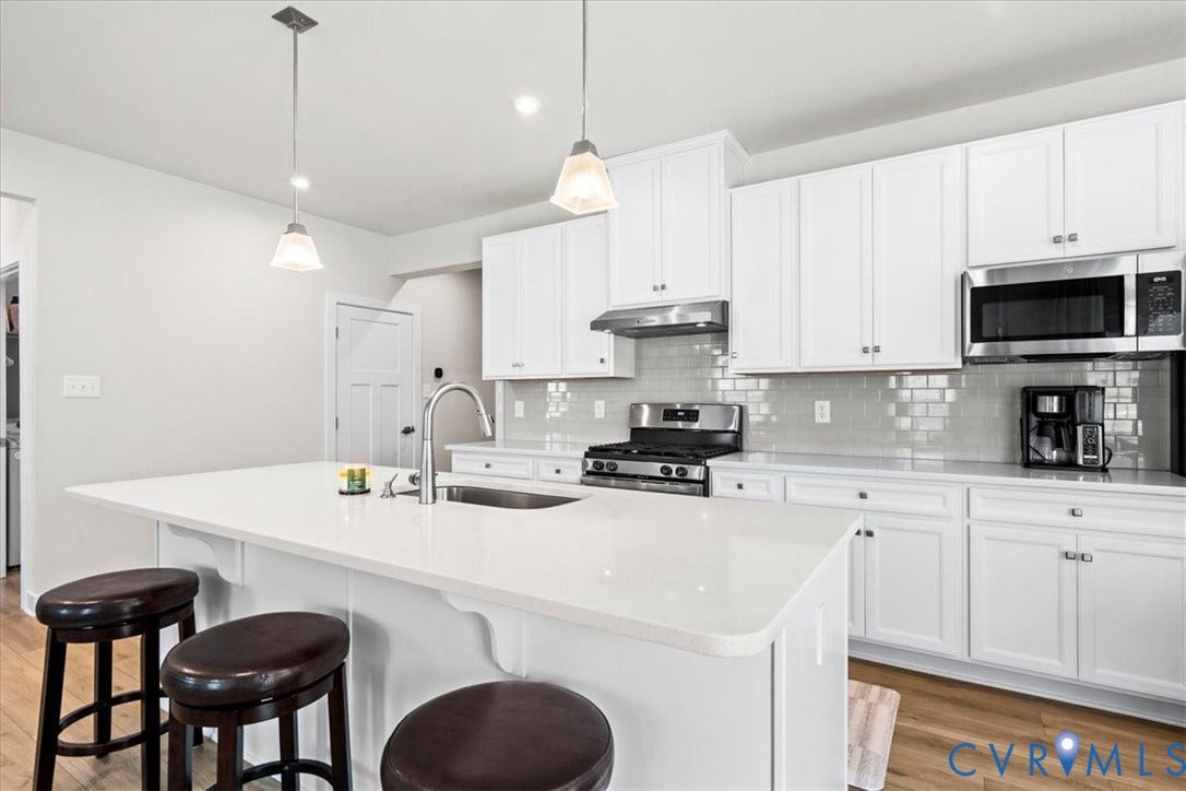 11313 Vulcan Lane, Chester, VA 23831