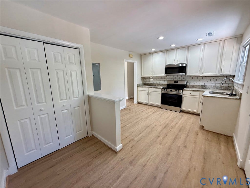 3522 W Hundred Road, Chester, VA 23831 3522 W Hundred Road, Chester, VA 23831