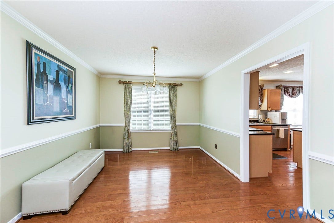 1900 Brilland Court, Glen Allen, VA 23060 hardwood floors and open to dining room.