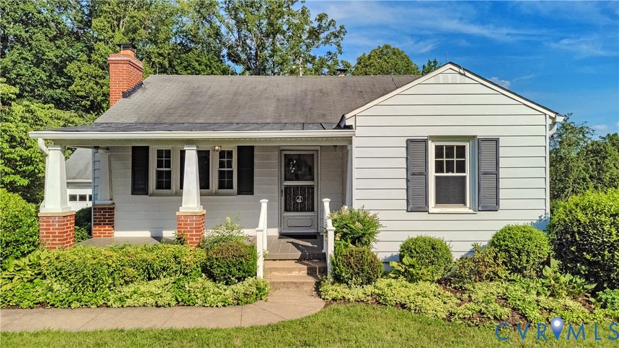 Property photo for 119 Poplar Avenue, Mineral, VA
