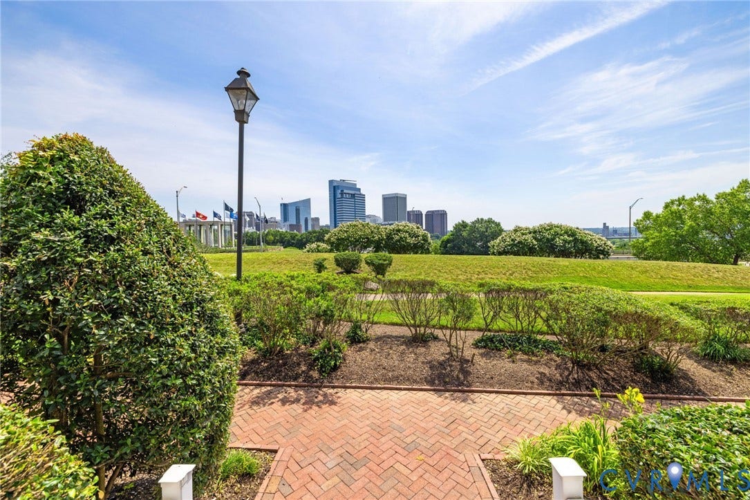 733 S Pine Street, Oregon Hill, Richmond, VA 23220 733 S Pine Street, Oregon Hill, Richmond, VA 23220