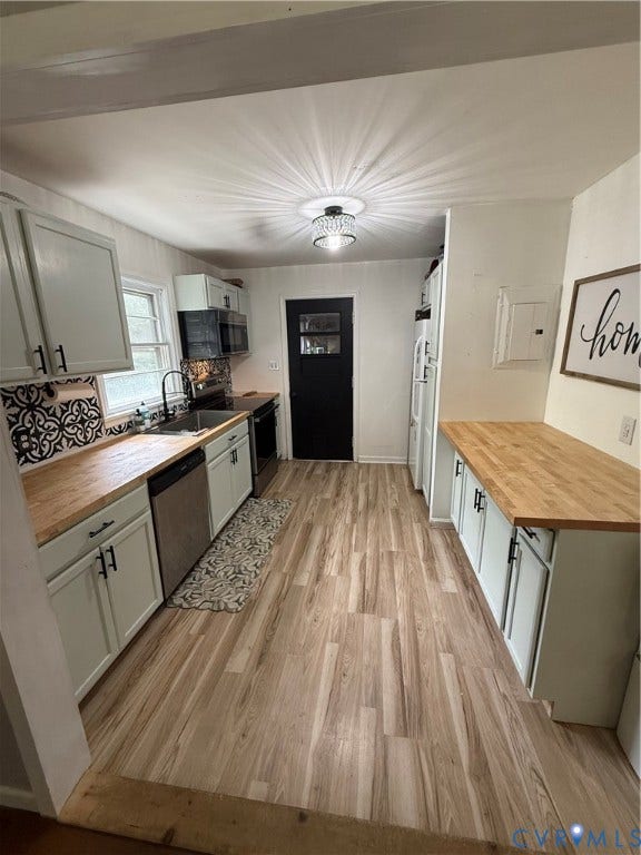 14232 Central Avenue, Chester, VA 23836