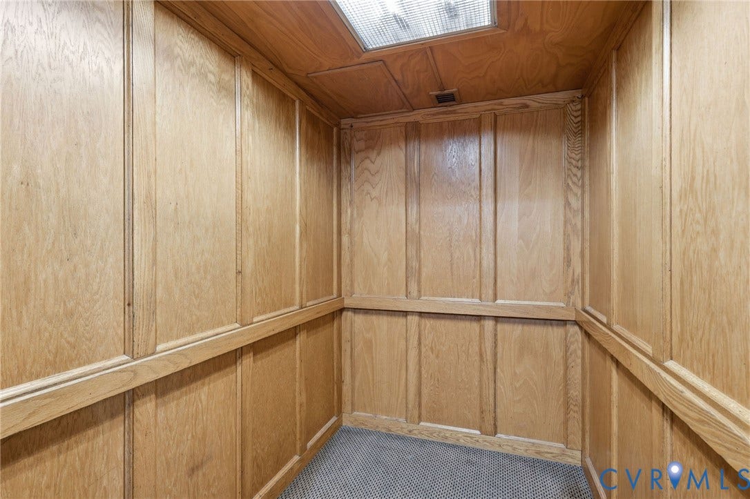 1443 Floyd Avenue, #208, The Fan, Richmond, VA 23220 Classic wood paneled elevator