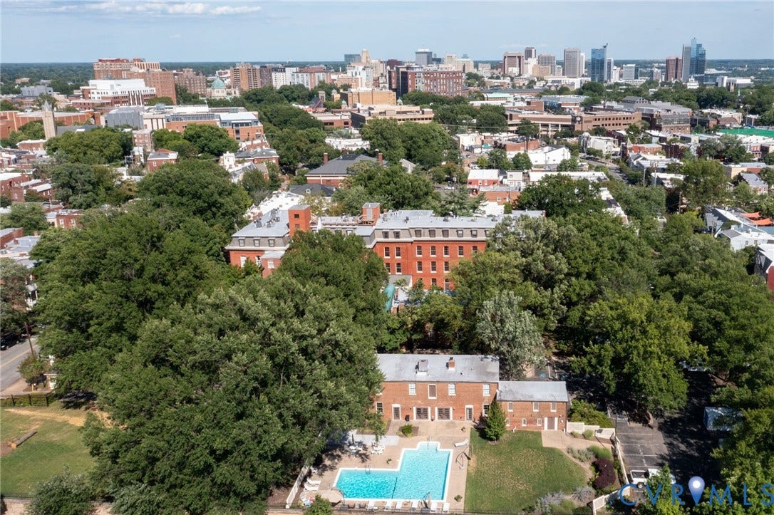 1443 Floyd Avenue, #208, The Fan, Richmond, VA 23220 Ideally located in The Fan
