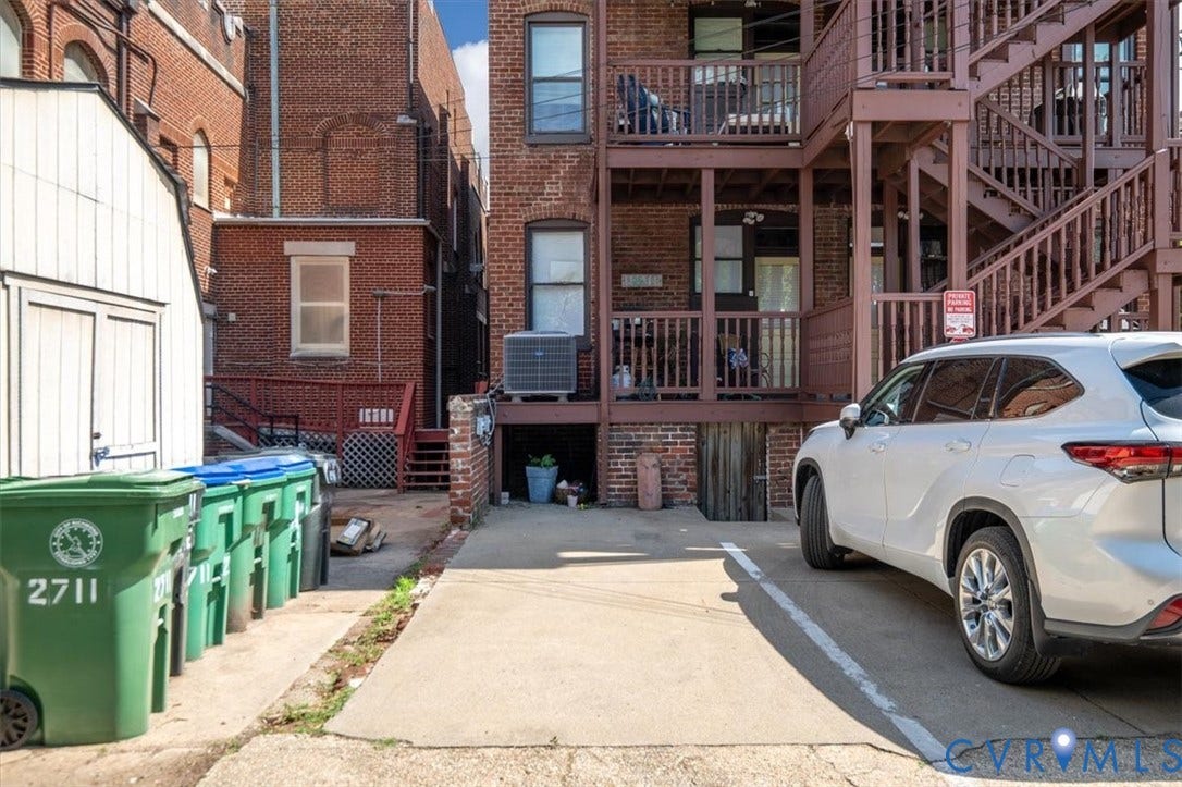 2711 Grove Avenue, #6, The Fan, Richmond, VA 23220