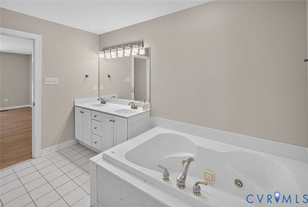 5314 Lavaga Drive, Goochland, VA 23063 5314 Lavaga Drive, Goochland, VA 23063