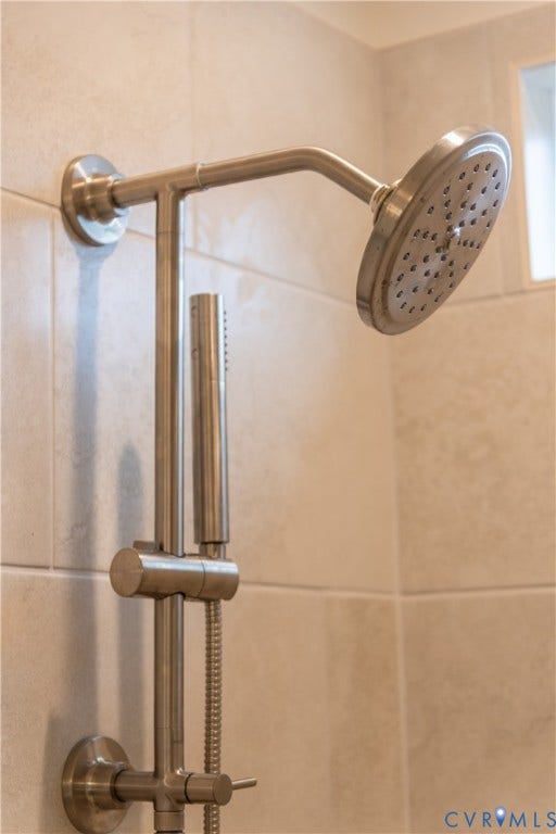 Photos are of a similar home within the community and are shown for illustrative purposes only. Actual home may vary in features, finishes, colors, options, elevations, and specifications.