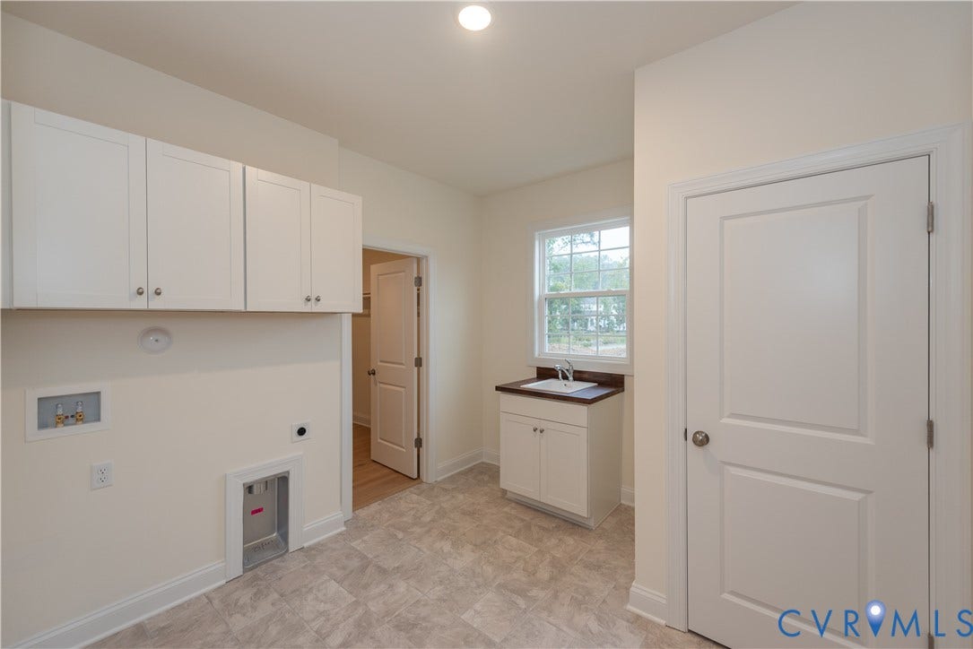 Photos are of a similar home within the community and are shown for illustrative purposes only. Actual home may vary in features, finishes, colors, options, elevations, and specifications.