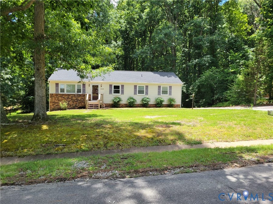 Property photo for 2123 Chestnut Oaks Road, Powhatan, VA