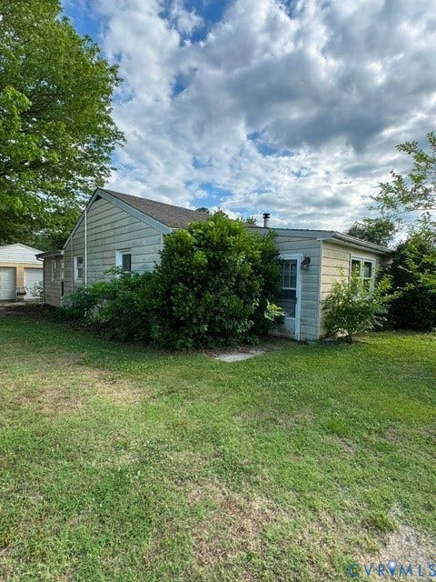 Property photo for 354 Marine Drive, Dunnsville, VA