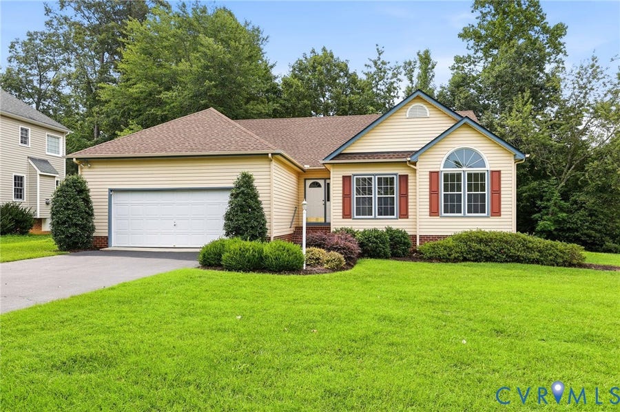 Property photo for 11811 Hardwood Drive, Midlothian, VA