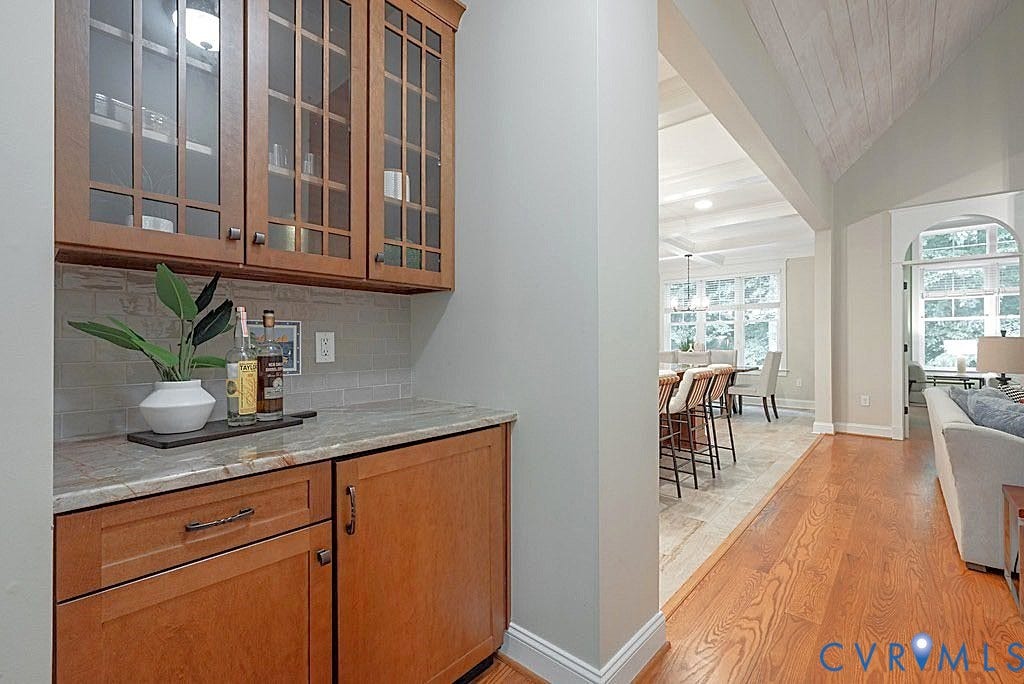 8853 Porto Court, Viniterra Estates, New Kent, VA 23124 Butler's Pantry
