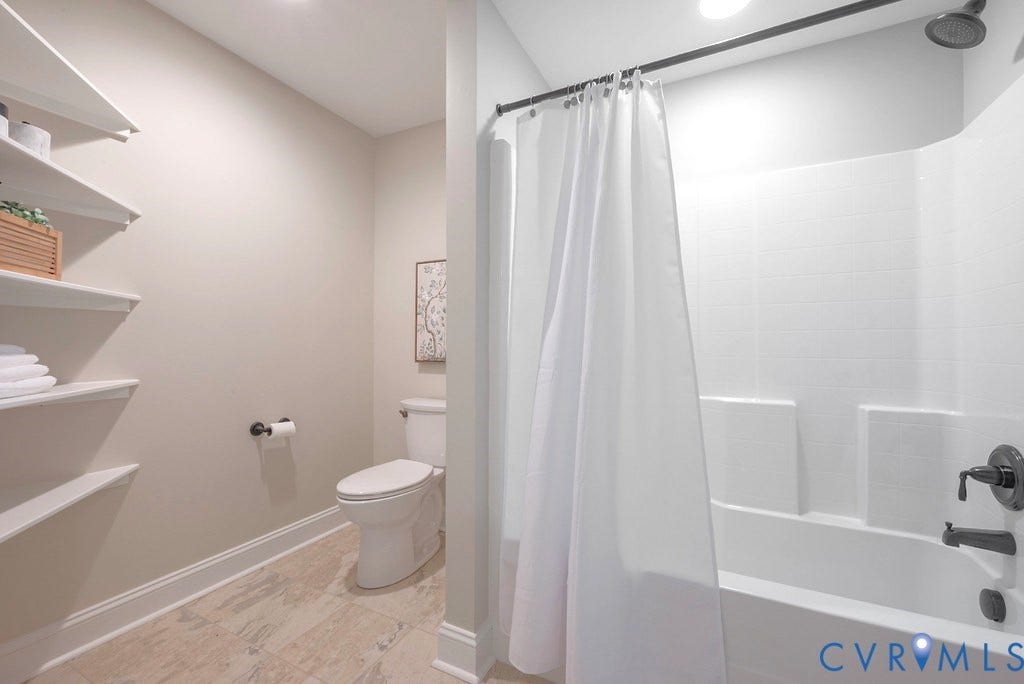 8853 Porto Court, Viniterra Estates, New Kent, VA 23124 2nd Floor Hall Bath with Shelving