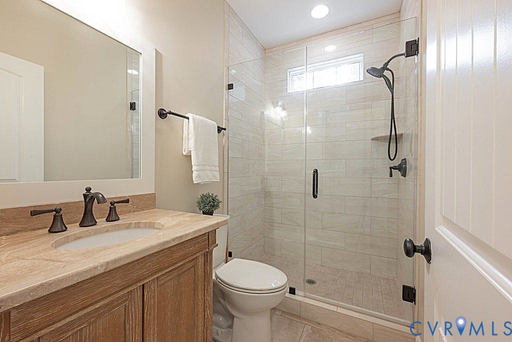 8853 Porto Court, Viniterra Estates, New Kent, VA 23124 1st Floor Bath next to Gym