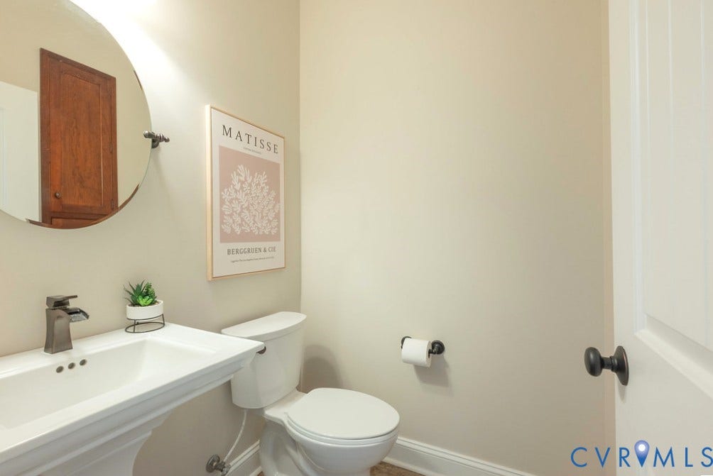 8853 Porto Court, Viniterra Estates, New Kent, VA 23124 1st Floor 1/2 Bath