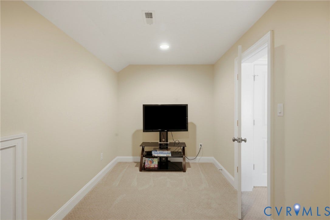 11920 Montfort Circle, Grey Oaks, Glen Allen, VA 23059 Bonus room off bedroom #2