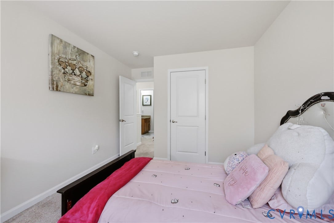 5225 Timsbury Pointe Drive, Chester, VA 23831 5225 Timsbury Pointe Drive, Chester, VA 23831