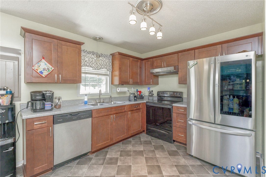 3324 Appleford Drive, Chesterfield, VA 23831 3324 Appleford Drive, Chesterfield, VA 23831