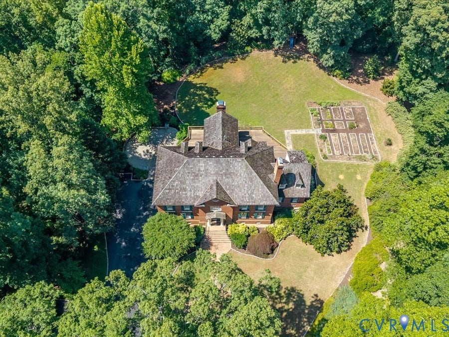 Property photo for 360 Flag Station Road, Richmond, VA