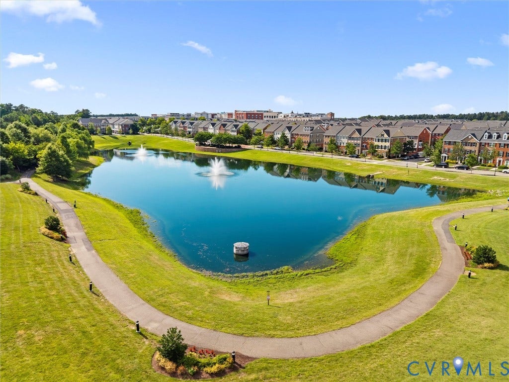 3806 Pumpkin Seed Lane, West Broad Village, Glen Allen, VA 23060 pond & walking path steps from this unit!!