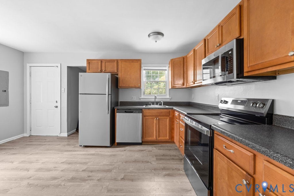 5527 Hansdale Road, Piney Knolls, Richmond, VA 23224 Kitchen