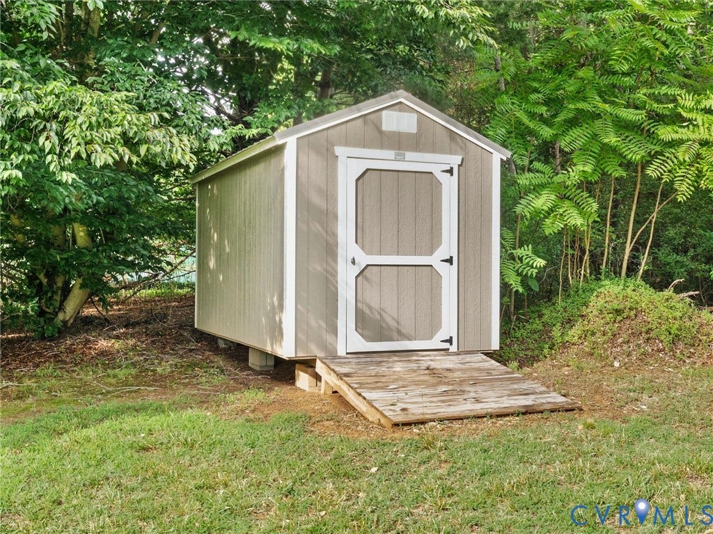 2949 Moyer Road, Powhatan, VA 23139 2949 Moyer Road, Powhatan, VA 23139
