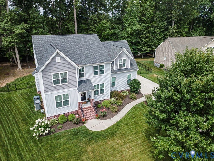 Property photo for 6612 Temie Lee Parkway, Midlothian, VA