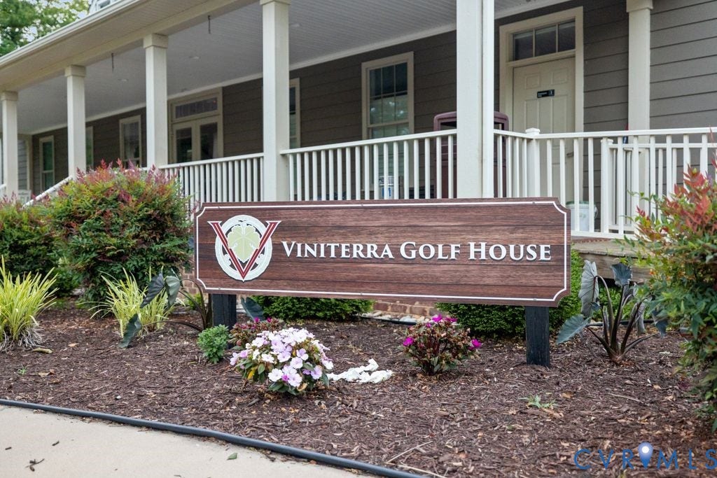 8576 Barrique Road, New Kent, VA 23124 Viniterra Golf House