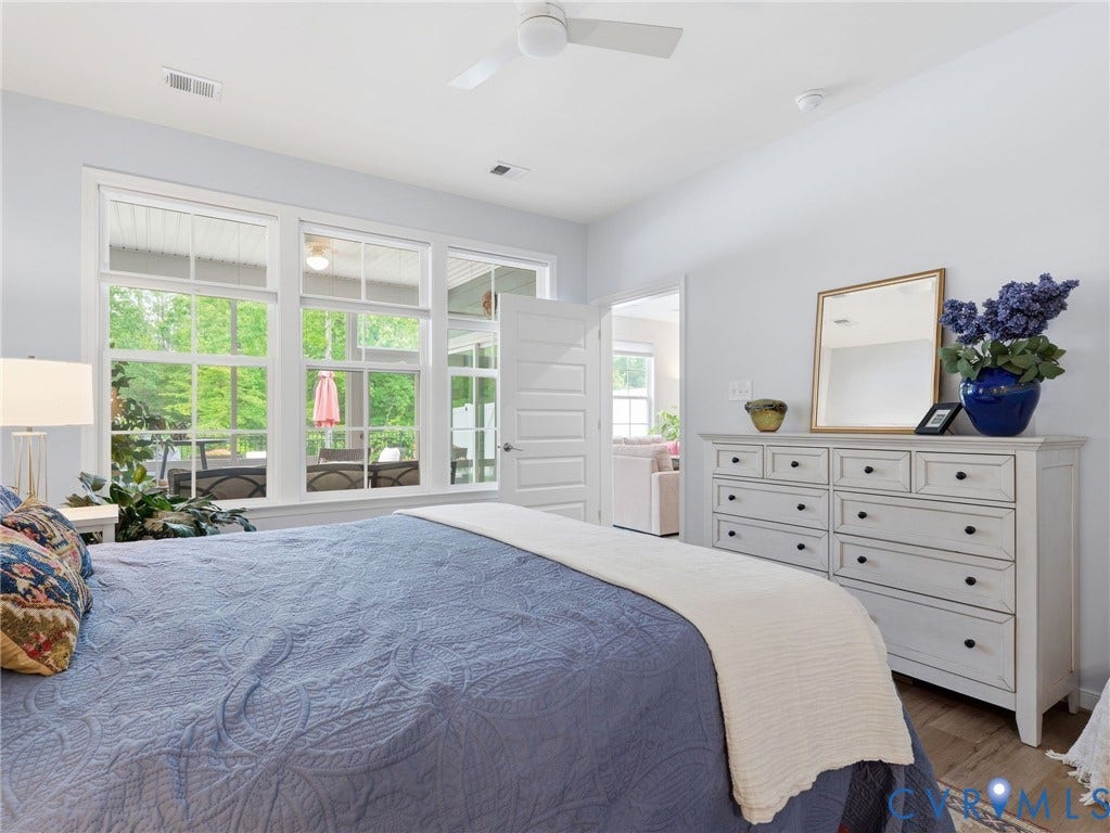 9237 Cerulean Place, Richmond, VA 23238 This retreat offers a perfect balance of style and serenity. Thoughtfully upgraded. New ceiling fan. Hardwood laminate flooring.