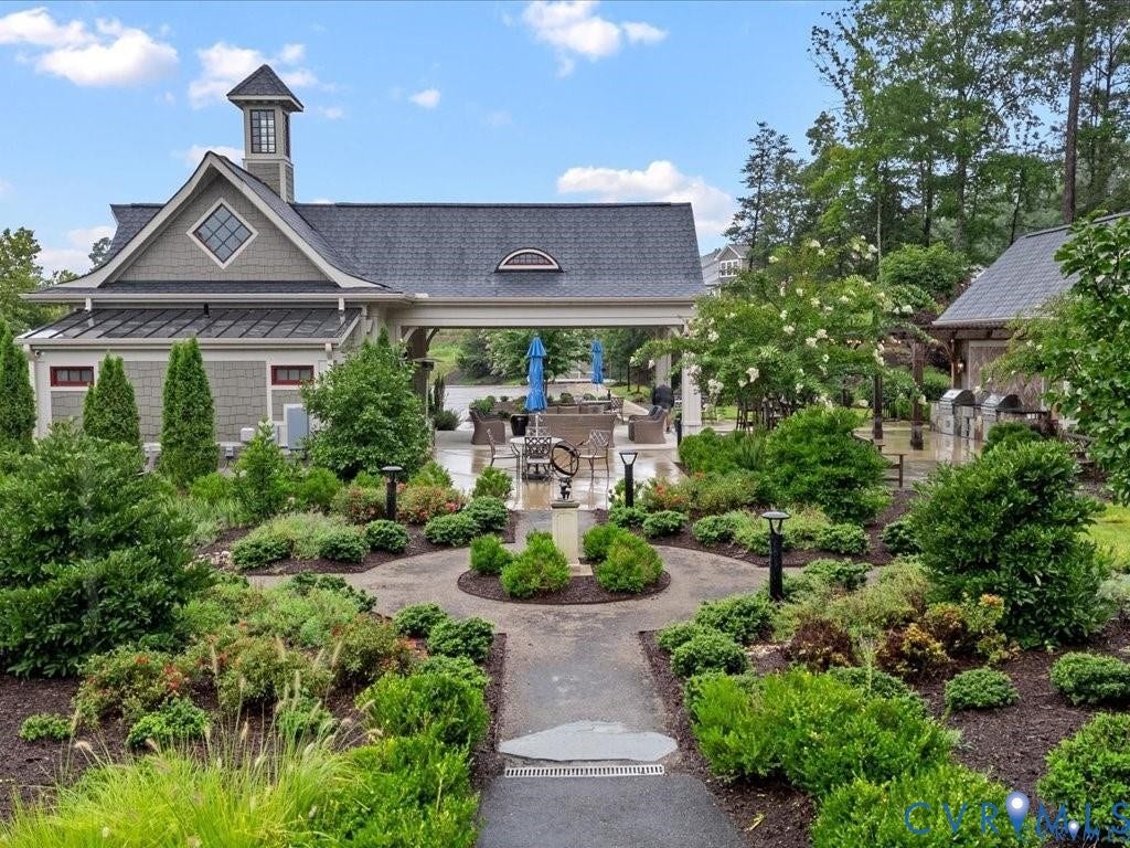 9237 Cerulean Place, Richmond, VA 23238 The Conservatory. Mosaics original clubhouse offers a warm retreat for clubs, meetings, gatherings. Grills, kitchen and seating all ready for your use.