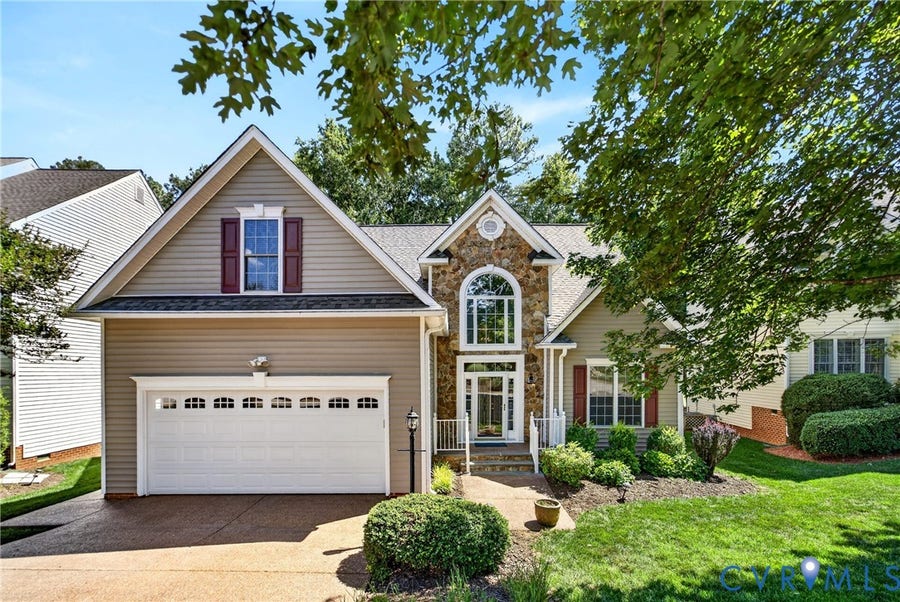 Property photo for 14421 Mission Hills Circle, Chesterfield, VA