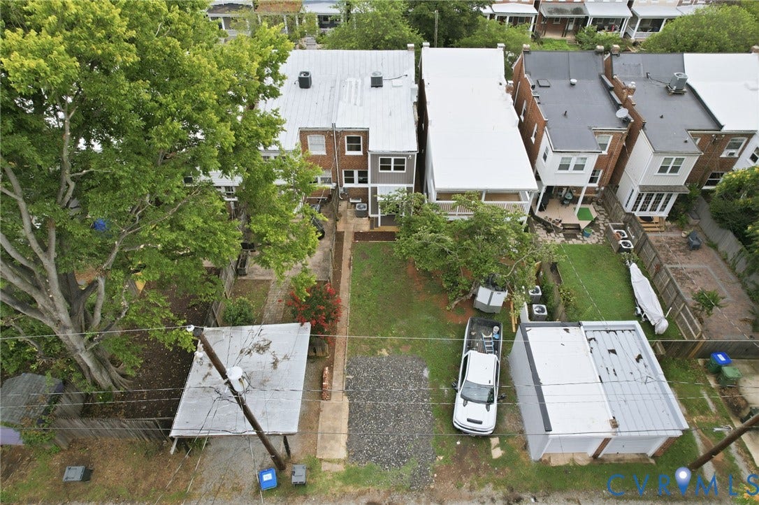 2919 Grayland Avenue, Byrd Park/ Carytown, Richmond, VA 23221 Expansive lot featuring a detached garage and a large mature tree