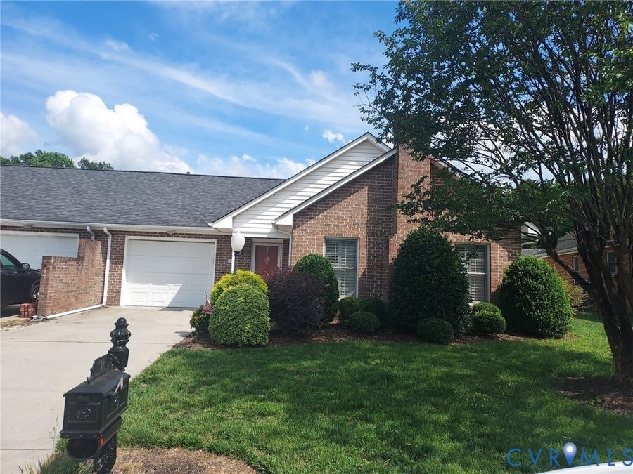Property photo for 411 Stone Hearth Court, Hopewell, VA