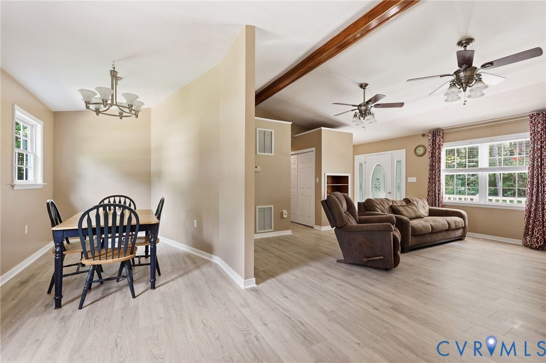 1375 Gills Road, Powhatan, VA 23139 Dining area just outside the kitchen, open to the living room.