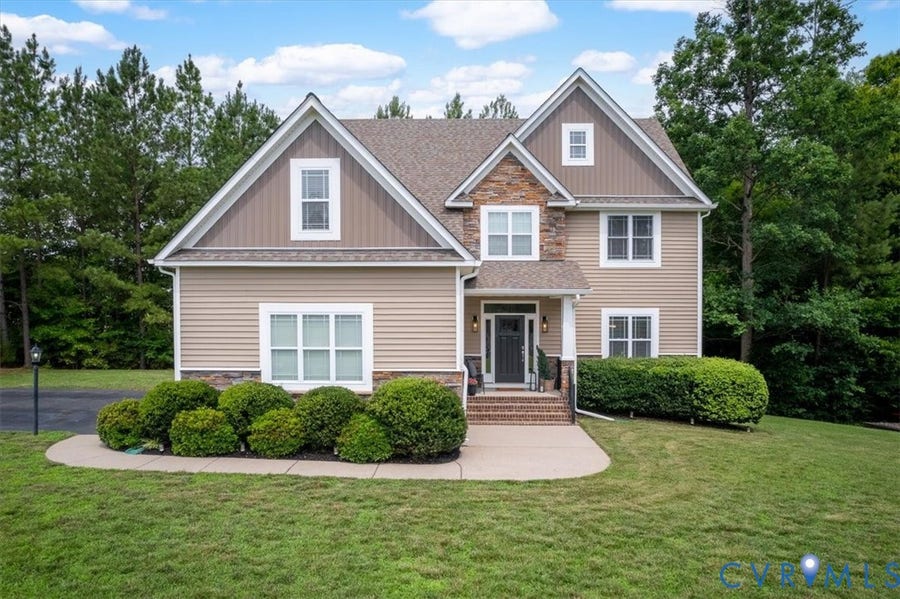 Property photo for 20000 Talon Point Drive, Petersburg, VA