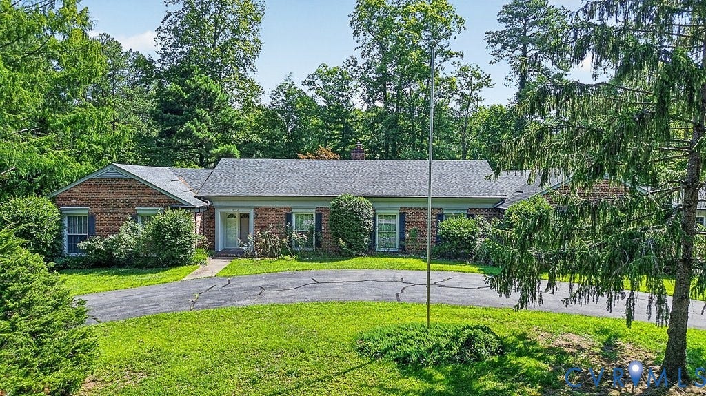 11701 Holly Hill Road, Chester, VA 23831 11701 Holly Hill Road, Chester, VA 23831