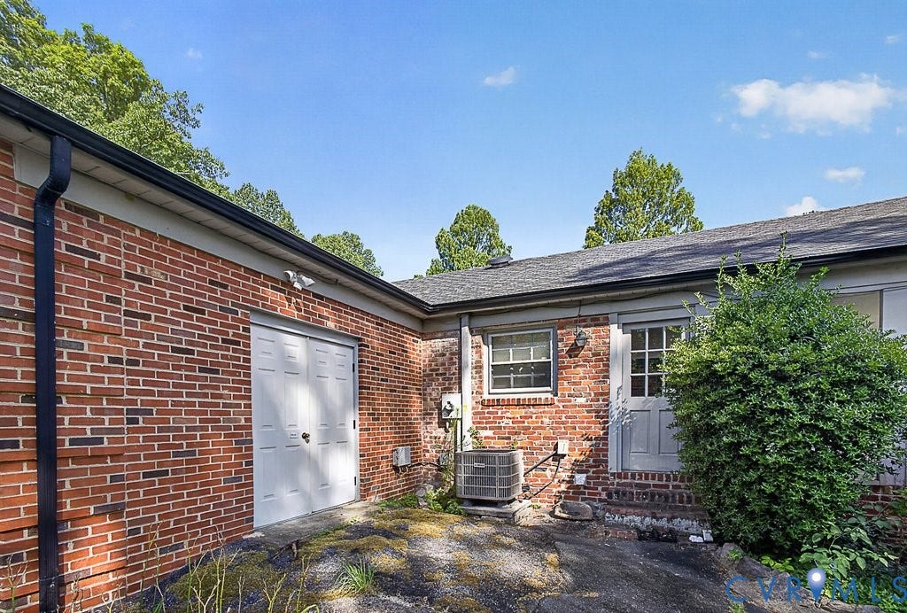 11701 Holly Hill Road, Chester, VA 23831 11701 Holly Hill Road, Chester, VA 23831