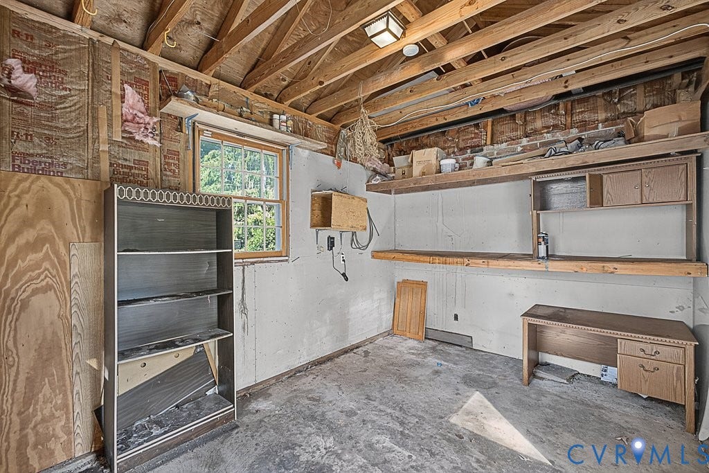 11701 Holly Hill Road, Chester, VA 23831 11701 Holly Hill Road, Chester, VA 23831