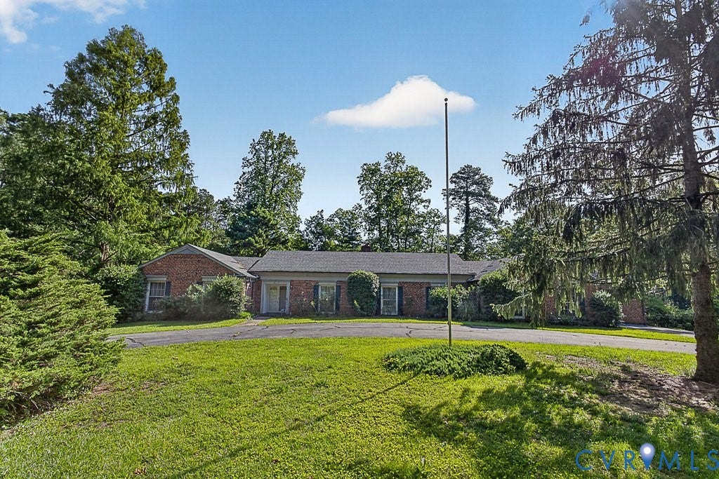 11701 Holly Hill Road, Chester, VA 23831 11701 Holly Hill Road, Chester, VA 23831