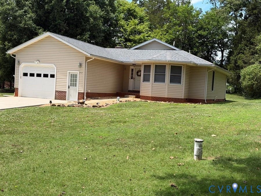 Property photo for 212 Virginia Avenue, Farmville, VA